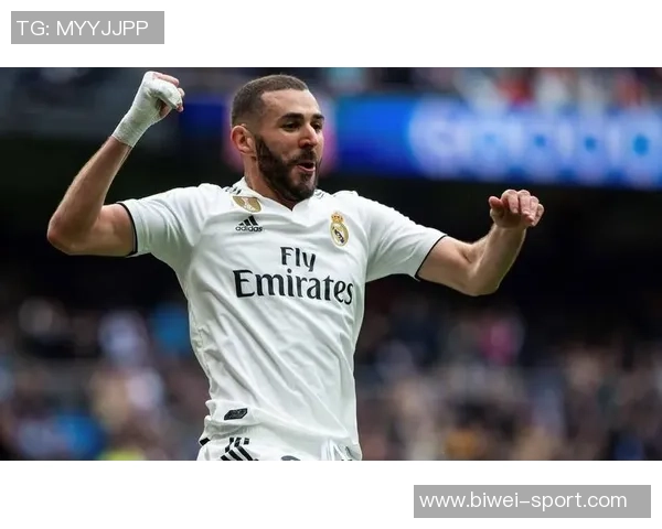 西超杯历史进球榜揭晓梅西14球领跑本泽马紧随其后莱万位列第三