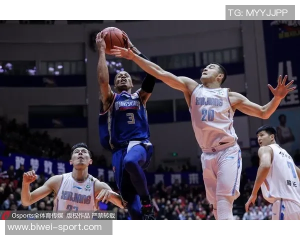 父子同台竞技雄鹿国王对决哈姆父子三人齐聚赛场展现篮球魅力