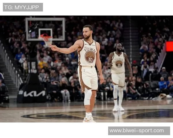 库里期待复出对阵马刺休养两天后希望重返赛场